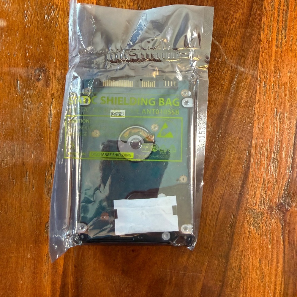 Toshiba 1TB 2.5" Internal Hard Drive HDD MQ01ABD100V SATA 5400RPM 2021 Sealed